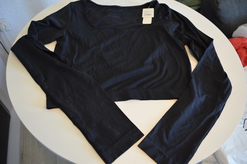 Bare essence scoop neck - bare,