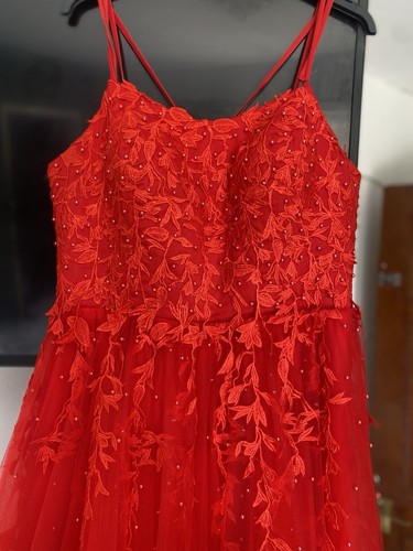 Rotes ballkleid ausschnitt - ballkleid, u-ausschnitt